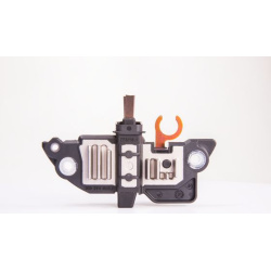  reguliatorius, kintamosios srovės generatorius