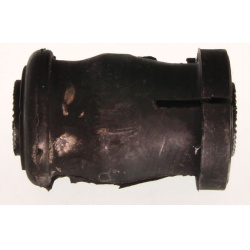  valdymo svirties/išilginių svirčių įvorė